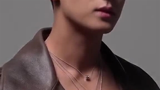 واییییییی مینگیو قصد کشتن منو کردهههه:گریه:آخه وقتی کیم مینگیو باشی کی به اون‌ جواهرات اهمیت میده:گریه:واییی ادمین مردددد