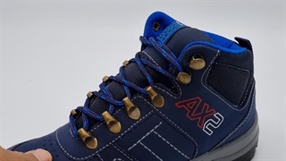 معرفی کوتاه نیم بوت زنانه تن تاک مدل آیاز