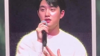 فنکم اجرای جدید آهنگ Somebody از دی او در پارتی تولدش