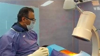 عمل لیزری دیسک بدون جراحی و بیهوشی. دکتر علی اثناعشری جراح ستون فقرات کلینیک درد مهرگان
