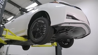 بررسی و معرفی خودرو نیسان لیف