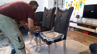 آموزش مبلشویی- شستشوی مبل با فرچه و دلر