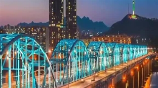 اگه گفتن کره مگه چی داره میخوای بری این ویدو بکنین تو چشماشون