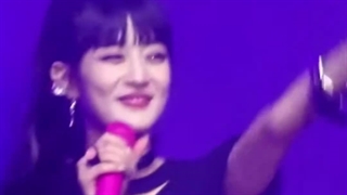 صدای مینی روحو نوازش میکنه