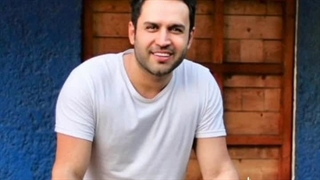 حسین توکلی (تو میتونی ساز احساس منو کوکش کنی )