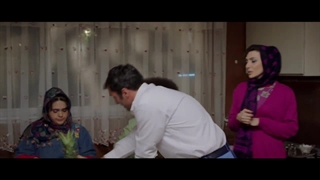 سریال سالهای دور از خانه قسمت هشتم برای دانلود به لینک داخل توضیحات مراجعه کنید