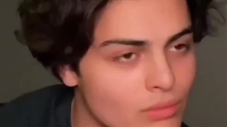 واییییی حققق(:) [خب خب میخام از این به بعد هروز براتون چیز میز بزارم ]