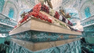 نماهنگ شمیم گل با نوای حاج علی ملائکه به مناسبت میلاد امام حسین (ع)