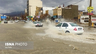 آبگرفتگی معابر در یاسوج براثر بارش‌ شدید باران
