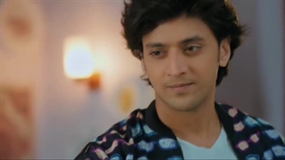 دانلود قسمت 35 سرنوشت با دوبله فارسی