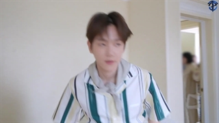 تماشای پشت صحنه فوتوشات مادام فیگاروی بکهیون با زیرنویس فارسی چسبیده