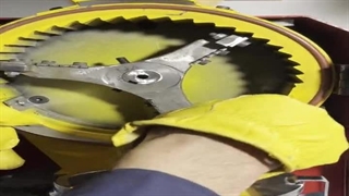 علت شکستن پره های آسیاب صنعتی و عطاری 09138900047