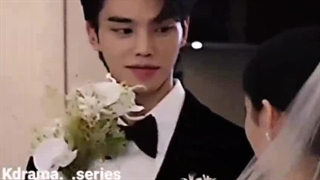 میشه به منم لبخند بزنی؟ چرا من از این محرومم؟