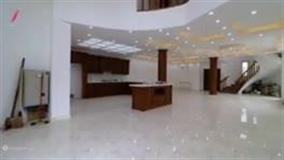 مشاور املاک در دهکده ساحلی بندر انزلی