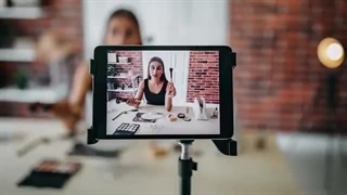 راهنمایی برای اینفلوئنسرها(زبان انگلیسی) - آتیشه