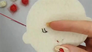 ویدئو آموزش دوخت عروسک دختر هفت سین به دست