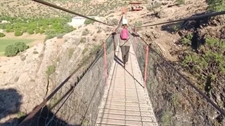 نظر شما در این مورد چیه؟