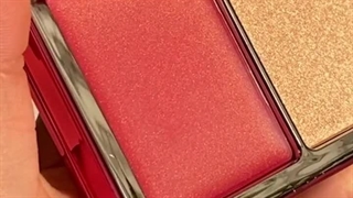 پالت رژگونه ناتاشا Natasha Denona