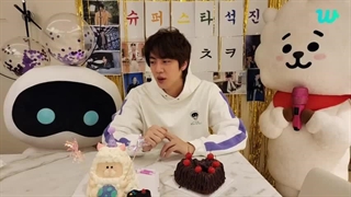 Jin birthday part 1 لایو تولد سوکجین در وی ورس (آخرین لایو سوکجین قبل از رفتن به سربازی) همراه با زیرنویس آنلاین