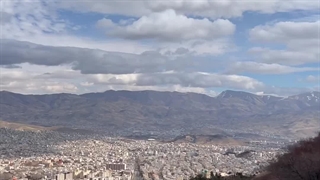 نمای شهر سنندج (سنه دژ) از بالای کوه آبیدر