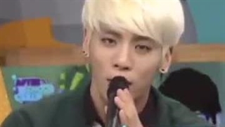 وقتی اهنگی که خودت نوشتی رو یادت میره *کپ*