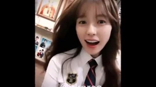 تیتراژ دبلیو (دو جهان)