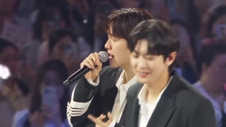 اجرای جدید آهنگ Peter Pan از اکسو در سانس دوم فن میتینگ 12 سالگی در سئول 2024