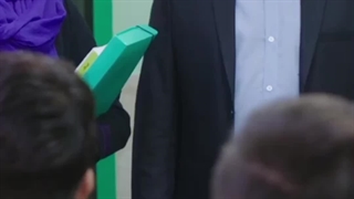 معرفی میکنم حول ها 