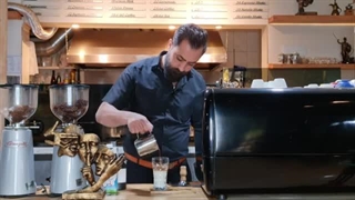 اموزش باریستا پارت(41)آموزش حرفه‌ای آیس کاپوچینو