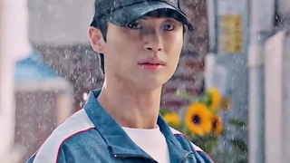 چرا هر وقت منو میبینی گریه میکنی؟ - اینا از خوشحالی زیاده.