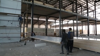 نصب-ساندویچ-پانل-دیواری-کاری-از-شرکت-مدرن-پانل-modernpanel