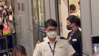 بکهیون در فرودگاه