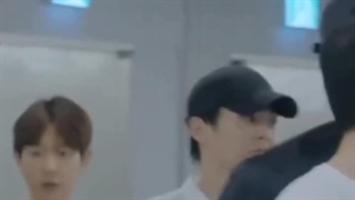 کیم جن⭐️ی ببخشید که مثل سهون باهات رفتار میکردم