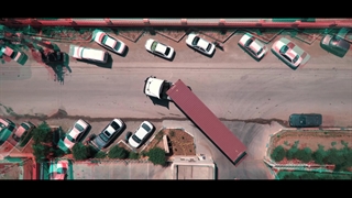 ورود 18 کانتینر قطعات لیفتراک به کارخانه کارا ماشین