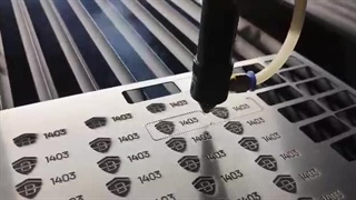 دستگاه حکاکی و برش لیزر co2