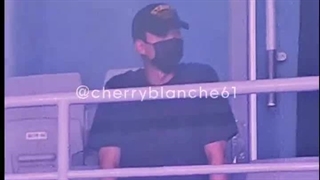 سهون برا حمایت از ییشینگ رفته کنسرتش