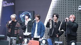 اجرای رادیویی آهنگ Sugar Rush Ride از TXT