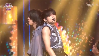 اجرای یونجون و بومگیو از TXT  با آهنگ Gotta go