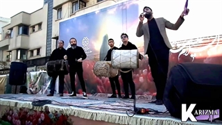 اجرای فوق العاده مجری و دمام زنی در تشییع شهدا