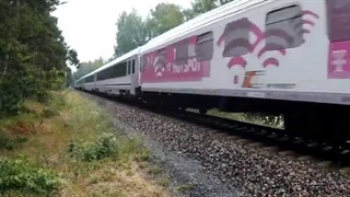 علت وجود سنگ ریز زیر قطار چیست و باعث چه اتفاقی می شود؟!!