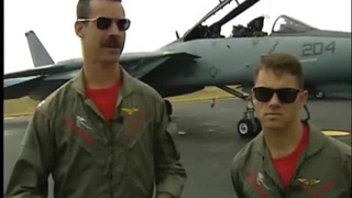 معرفی و تور آشنایی با جنگنده اف-۱۴ تامکت