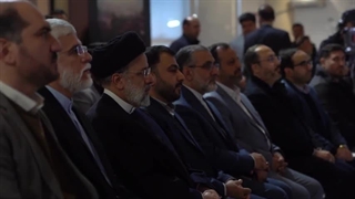 جای یک نفر خالیست....