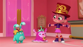 Princess Flug’s Pet Slug / Fuzzly Photo Day