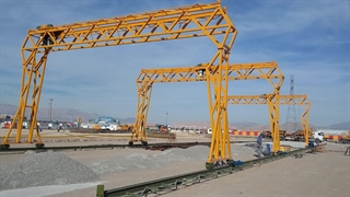 طراحی و ساخت و اجرا جرثقیل دروازه ای