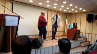 مسابقه طنز و خنده دار از مجری